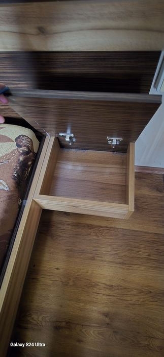 Спалня с включен матрак