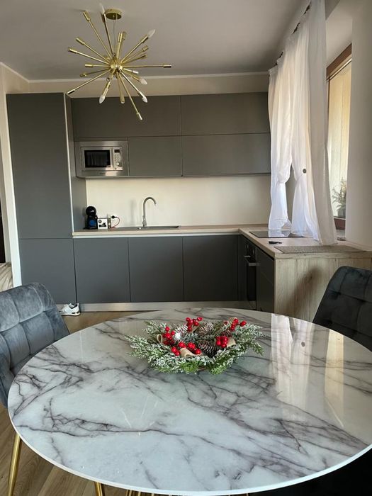 Apartament  de inchiriat 3 camere Season Residence Drumul Poienii