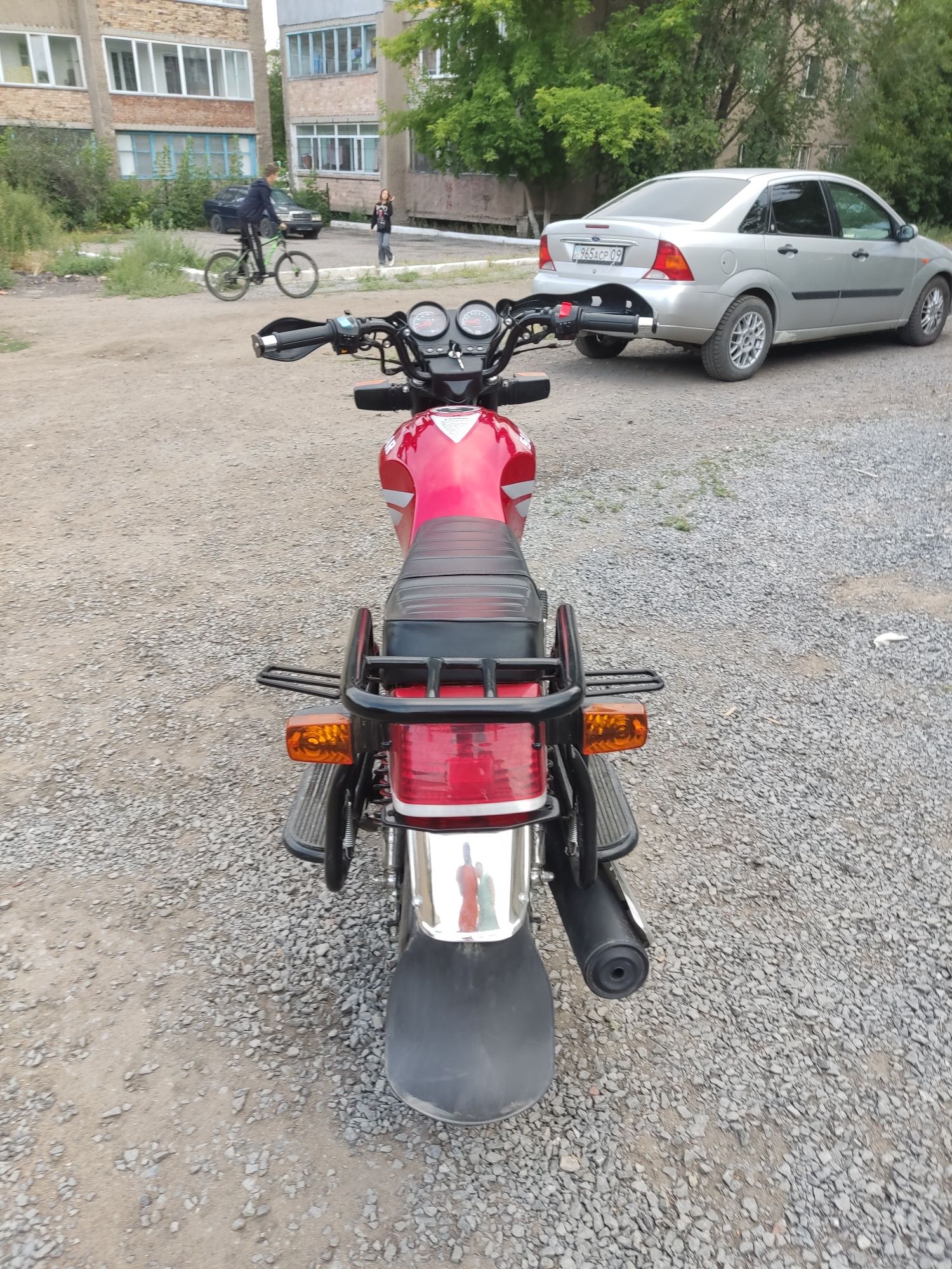 Мотоцикл 200куб Sunqar на обатке