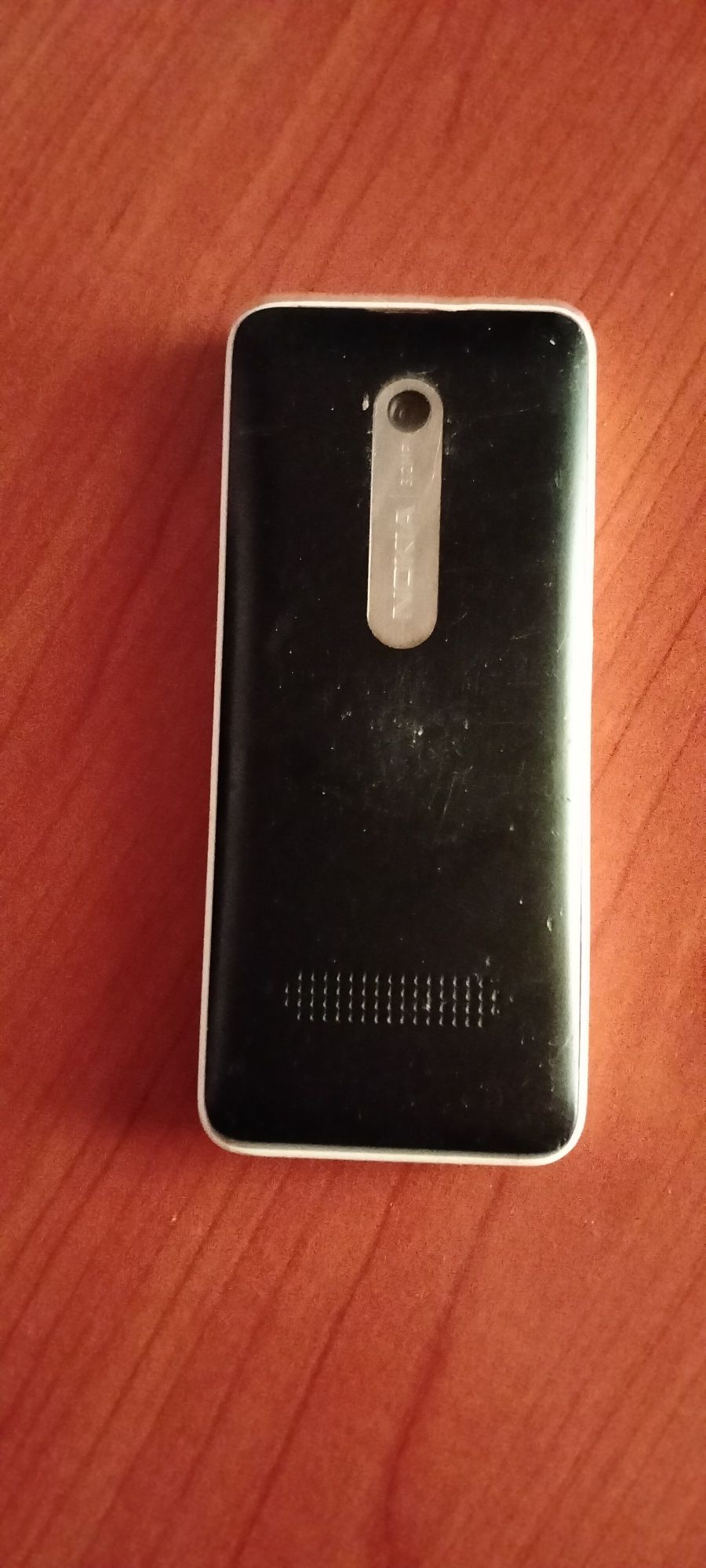 Vând Nokia 301 funcționează perfect