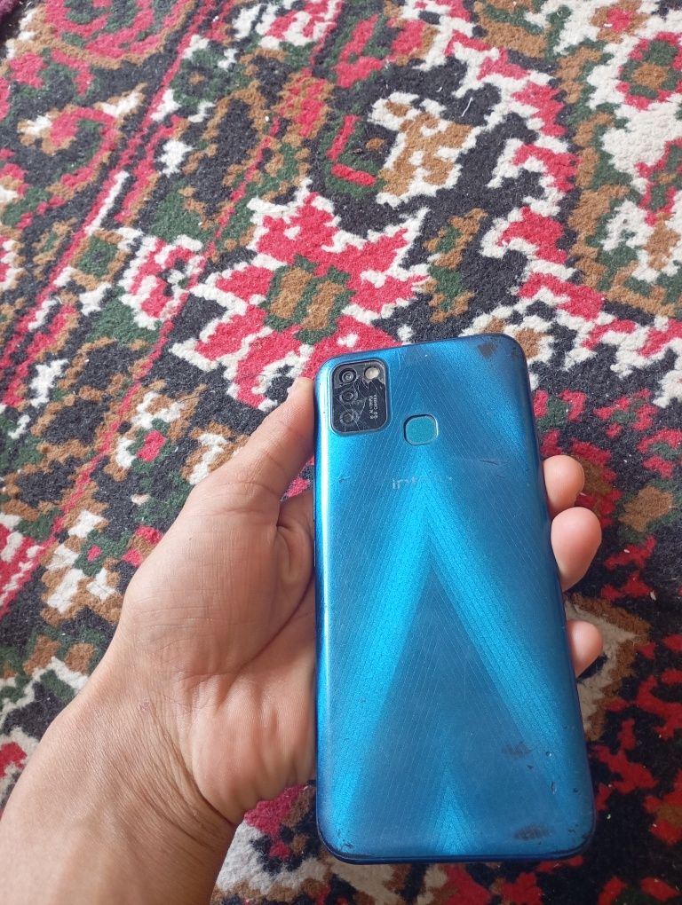 infinix hot 10i va infinix smart 5 sotiladi yoki zapchastga
