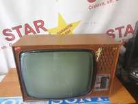 Televizor vintage carcasa de lemn Fabricat in Romania Diamant 265