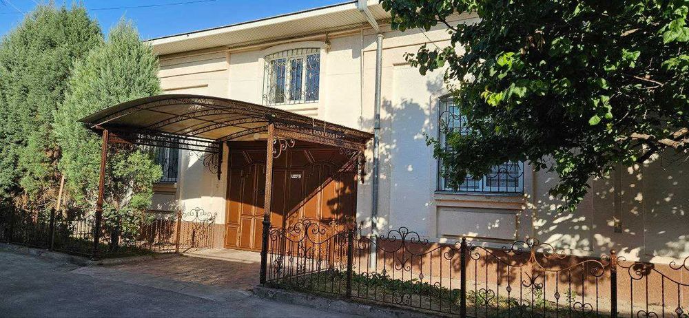 Продам частный дом с участком 7,41 сотка