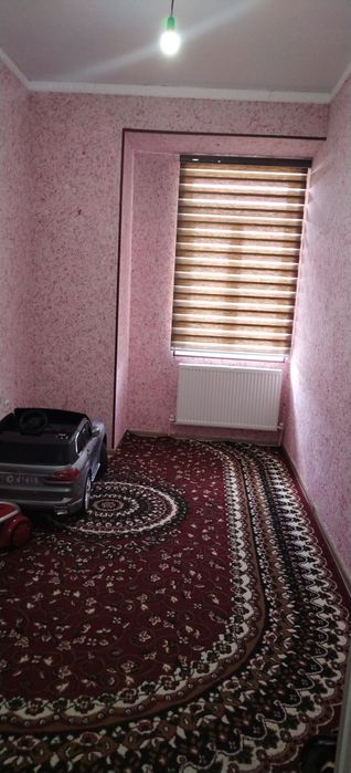 Дом сотилади 7эж 7этаж