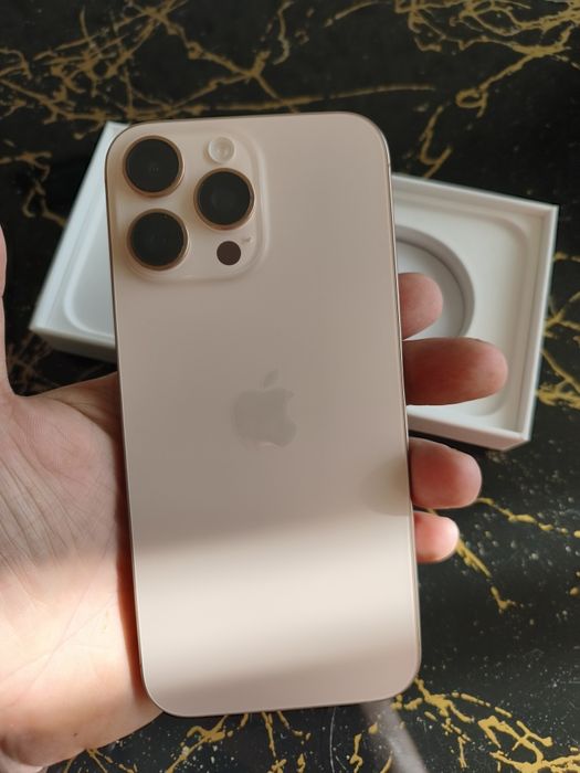 iPhone 16 Pro Max Desert Titanium 256GB