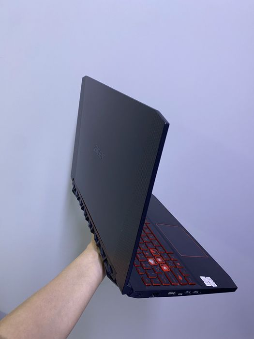 Acer Nitro 5 – игровой ноутбук для мощных задач и настоящего гейминга!