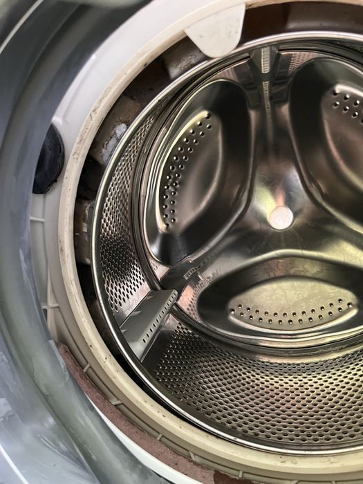 Пералня  Whirlpool FFS 7238 W E на части