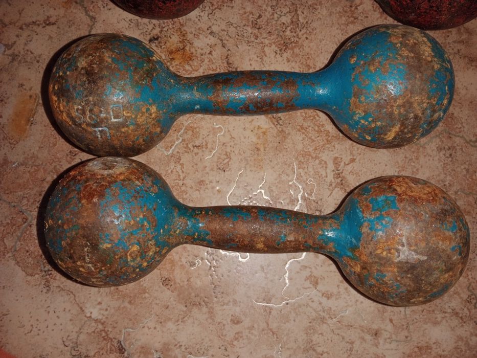 Гантели.                  .