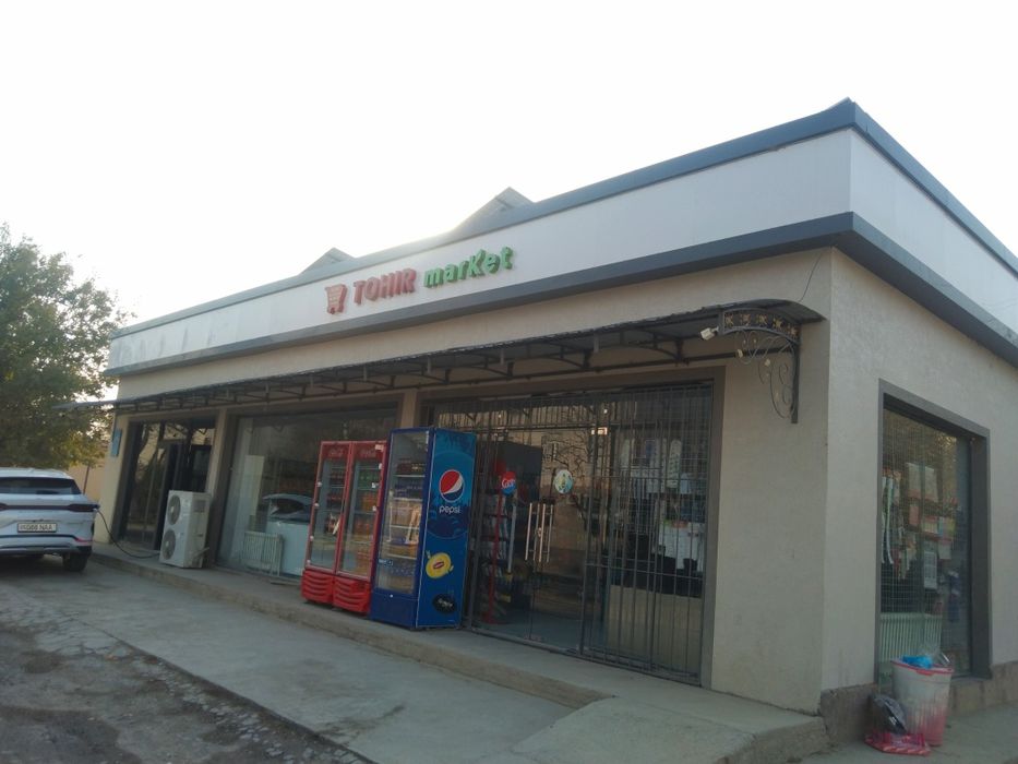 Ishlab turgan Savdo doʻkoni va ofis uchun joy  sotiladi