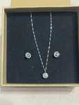 Set lanț  cu cercei din platina  si diamante naturale