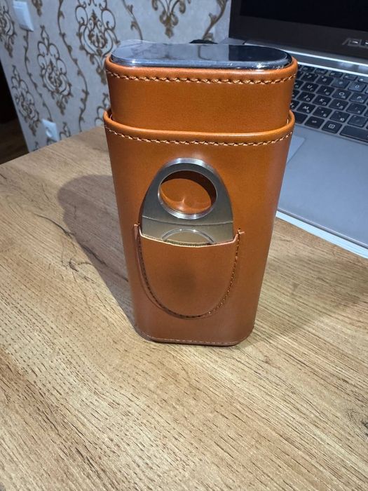 Хьюмидор, коробка для хранения сигар