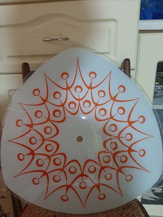 разные плафоны на люстры и люстра