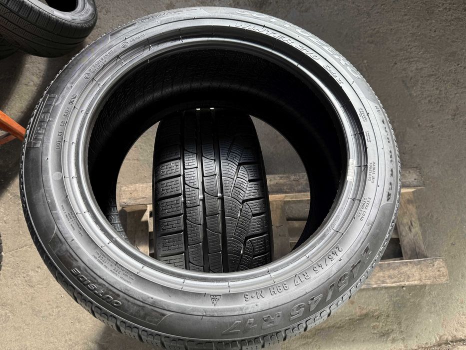 2x Anvelope Iarna 245/45 R17 - Pirelli Sotto Zero Serie 2