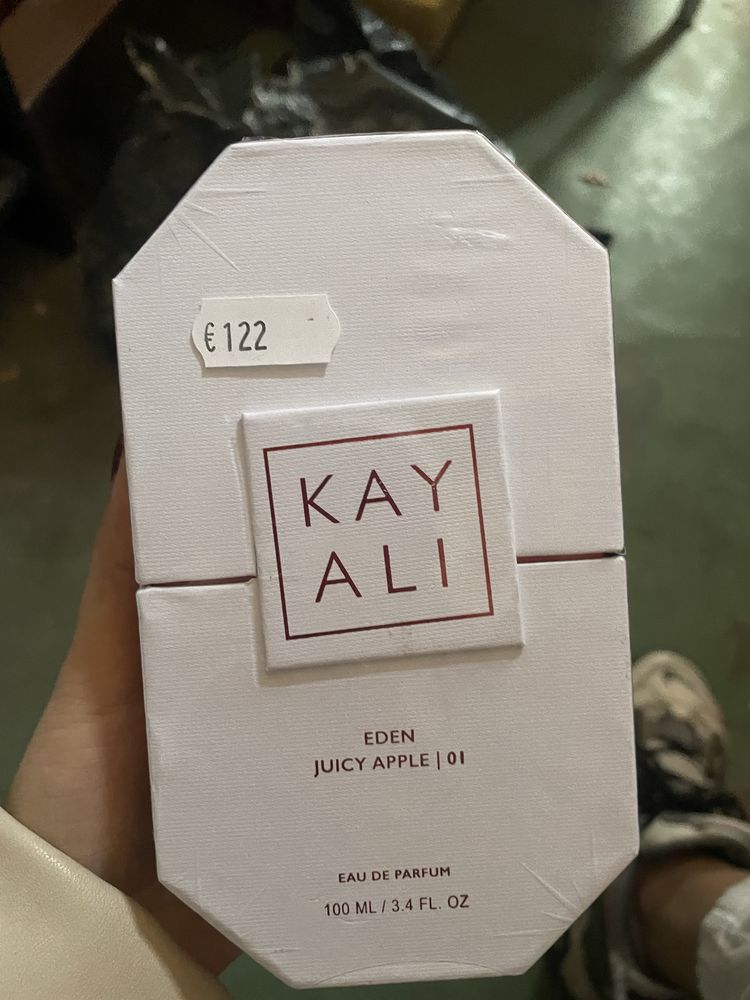 kayali eden juicy apple |01