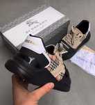Нови модели Burberry