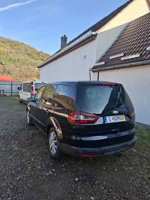 Ford galaxy 7 locuri vand sau schimb doar cu 8+1