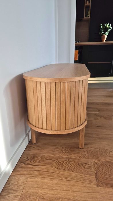 De vanzare comoda moderna nou, covor nou