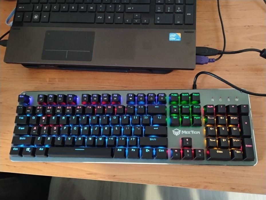 Tastatura gaming mecanica