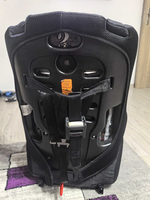 Scaun auto pentru copii cu isofix