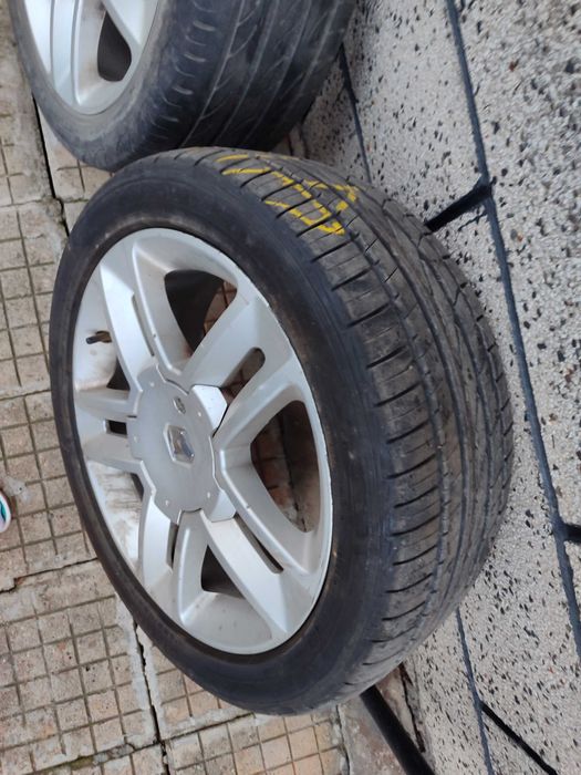Гуми с джанти 215/45 R17