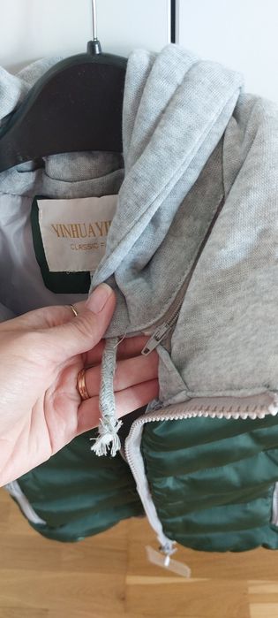 Vesta verde cu gluga detasabila - M