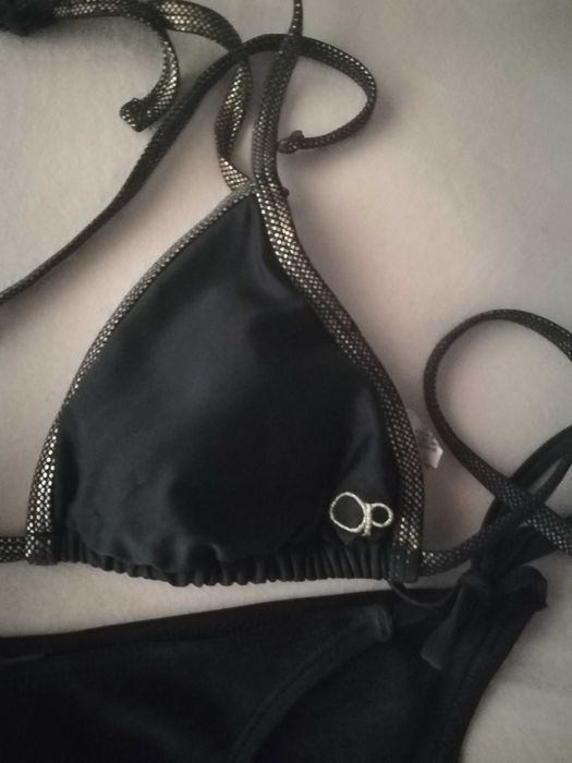 Бански 2 части - черен, цвят сьомга и плажна туника