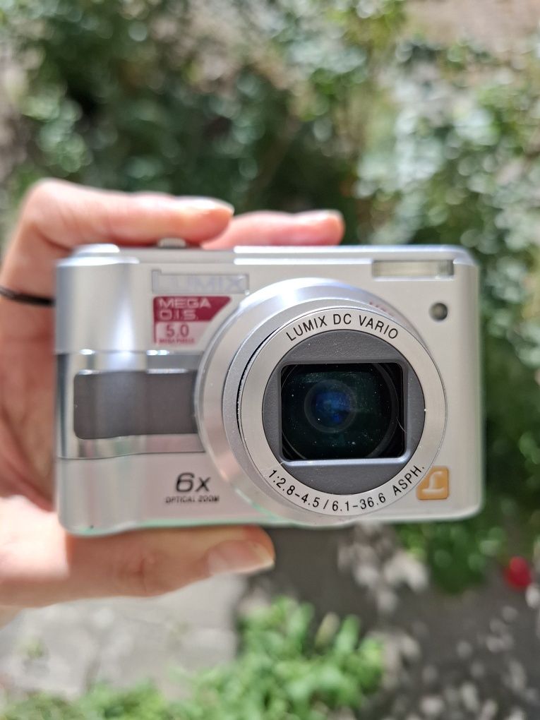 Компактен дигитален фотоапарат PANASONIC LUMIX LZ3