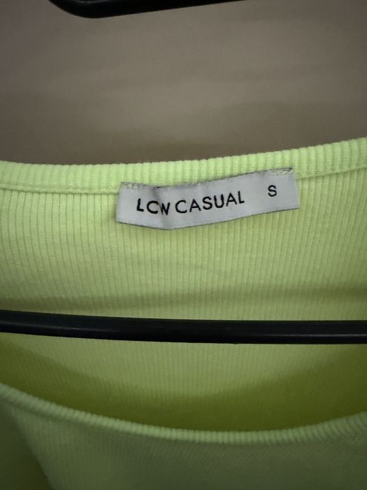 Рипс неонова блузка с къс ръкав