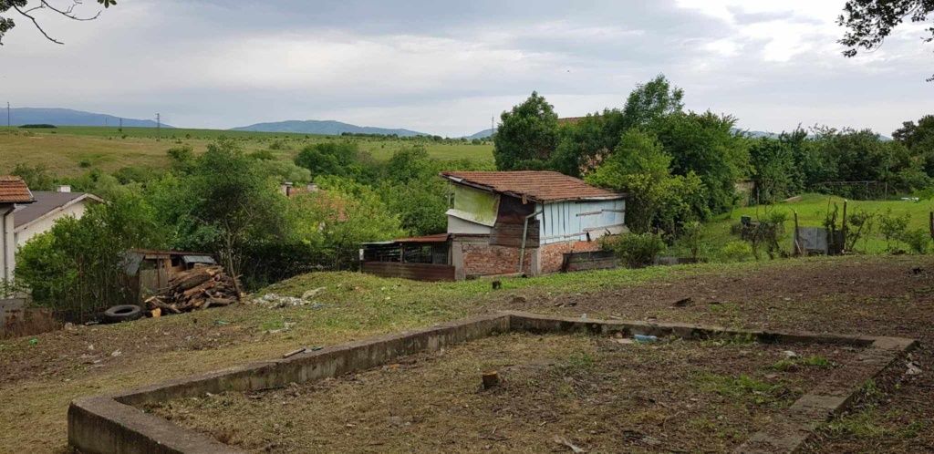Рязане на опасни дървета и градински услуги