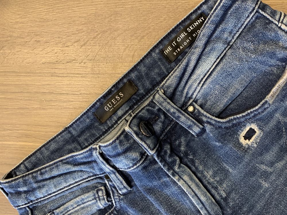 100% Оригинални дамски дънки Guess The It Girl Skinny Mom Jeans