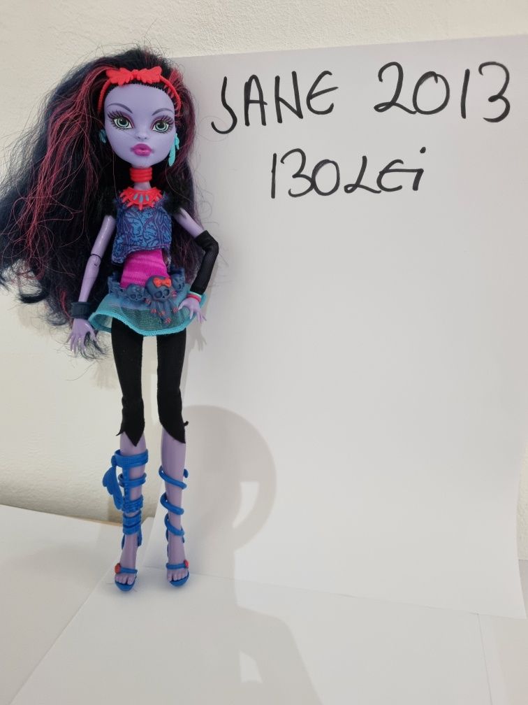 Jane 2013 ,130 lei monster high