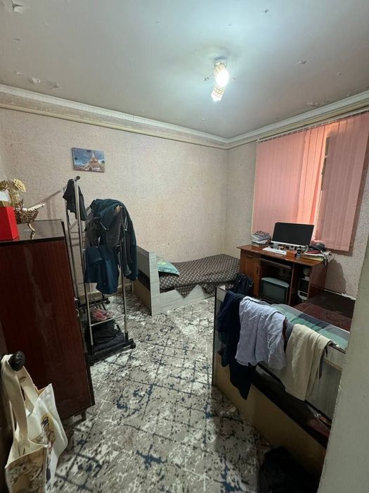 Урганч шахар сувчилар шахарчасида 3 хонали уй сотилади