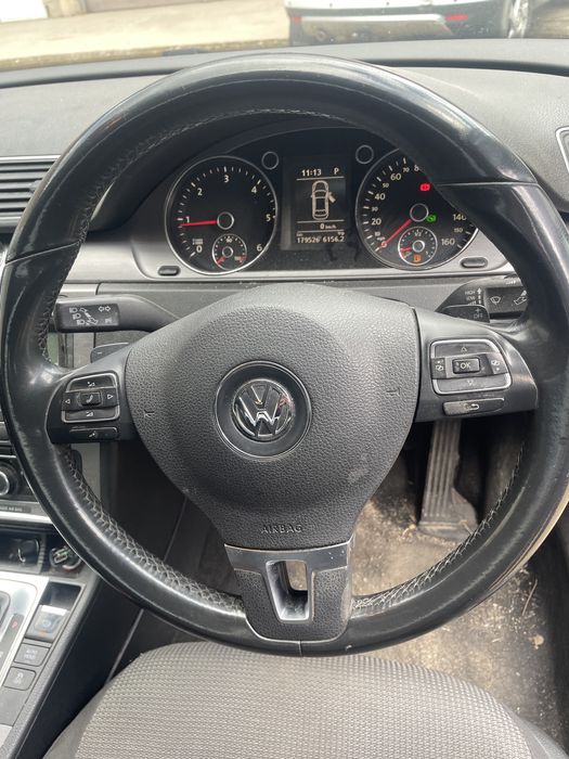 Dezmembrez passat b7