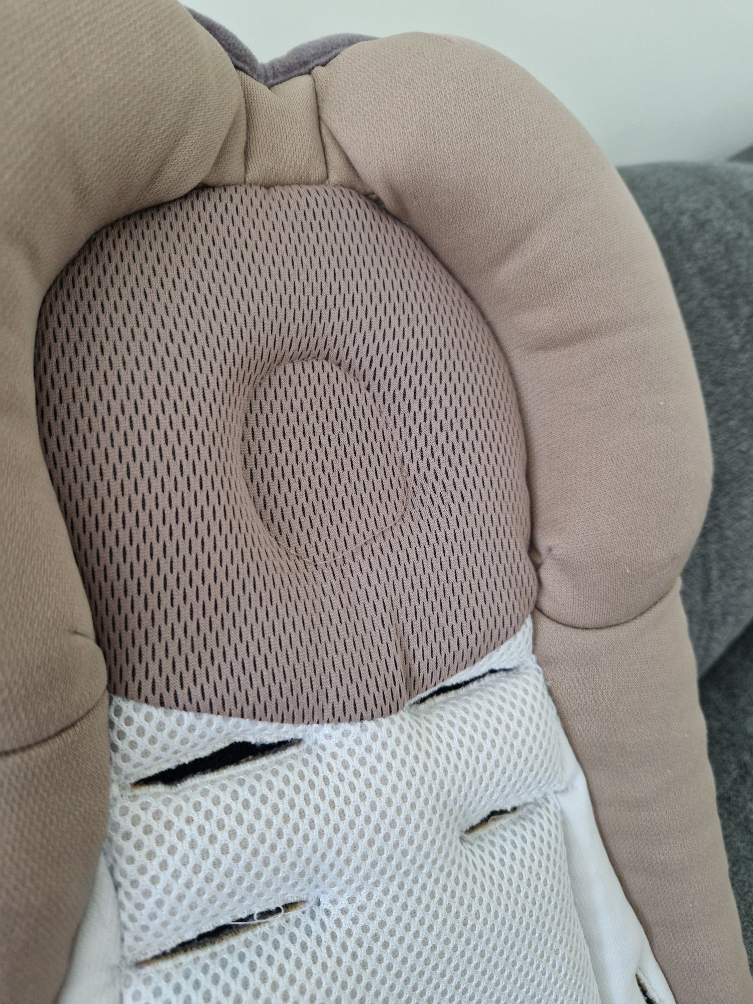 Анатомична подложка babymoov