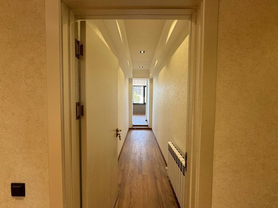 Квартира продается 4/3/10 на жк Elite house