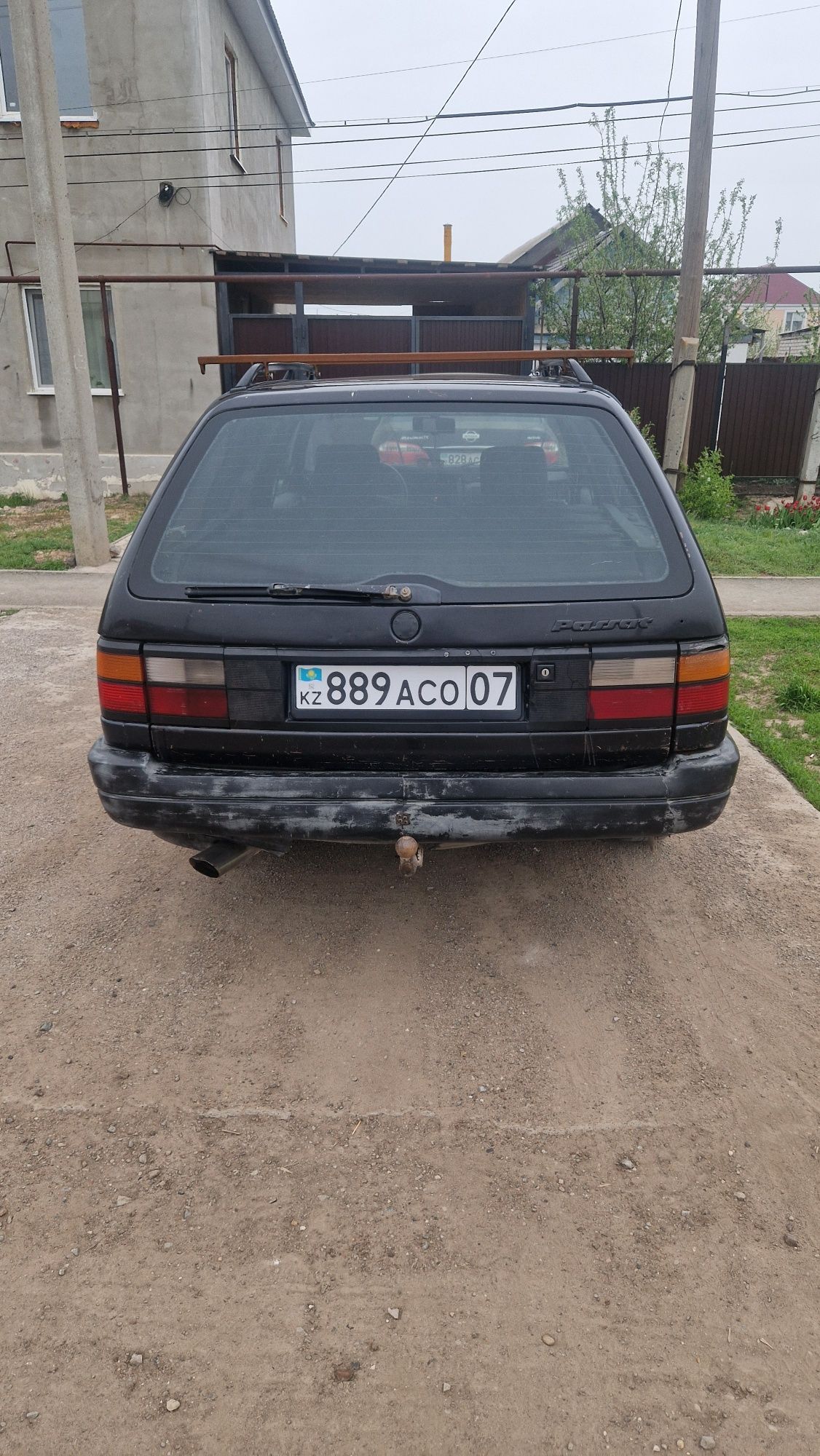 Продам VOLKSWAGEN PASSAT B3 universal 1991