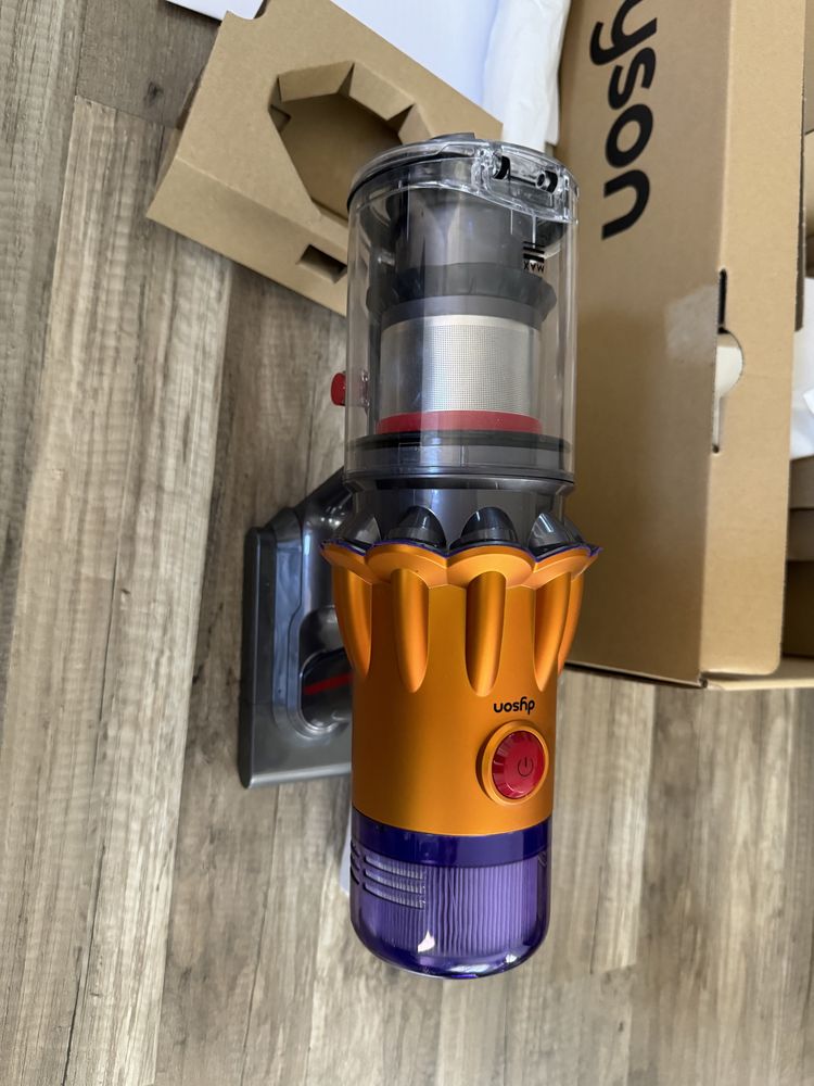 Aspirator Dyson v12 slim