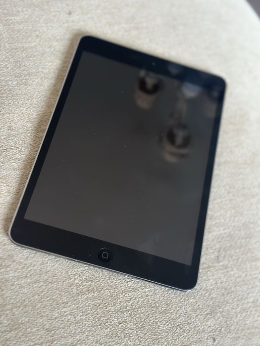 Ipad mini 4 Като Нов