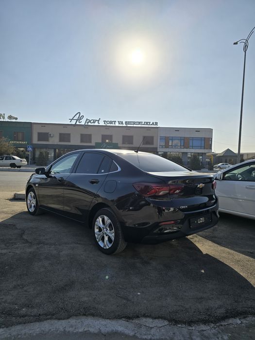 Оникс сотилади 6 позиция