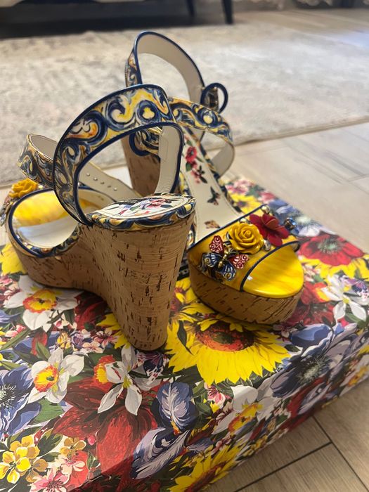 Сандали Dolce and Gabbana