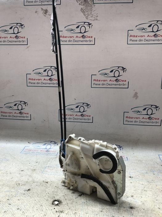 broasca dreapta spate suzuki vitara 2016