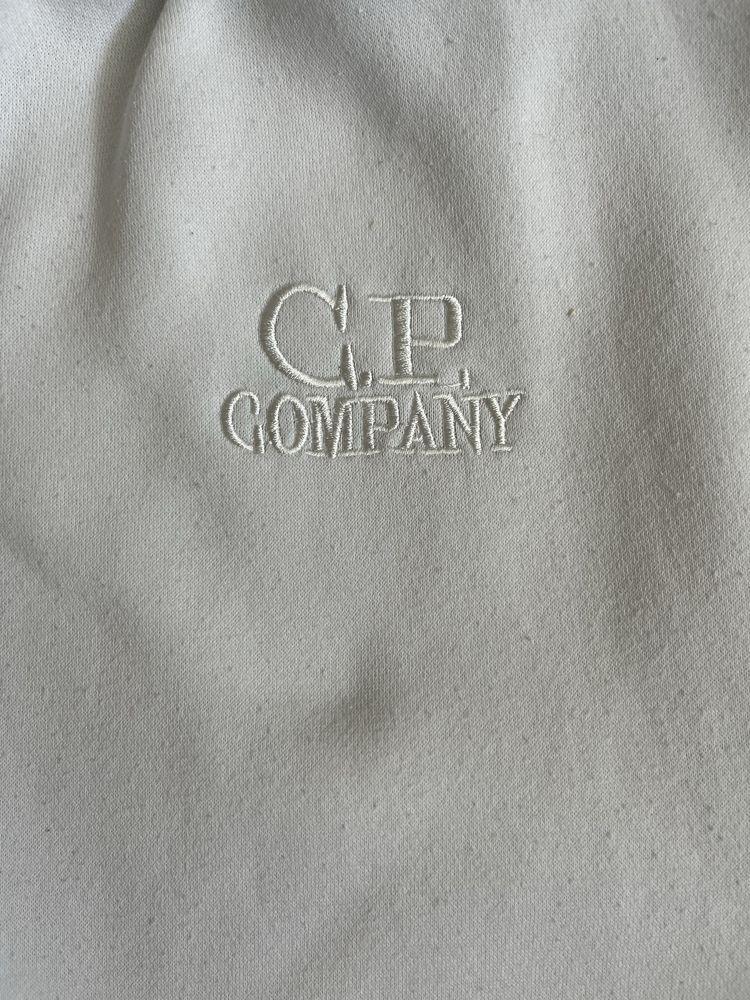 Бял CP company суичър