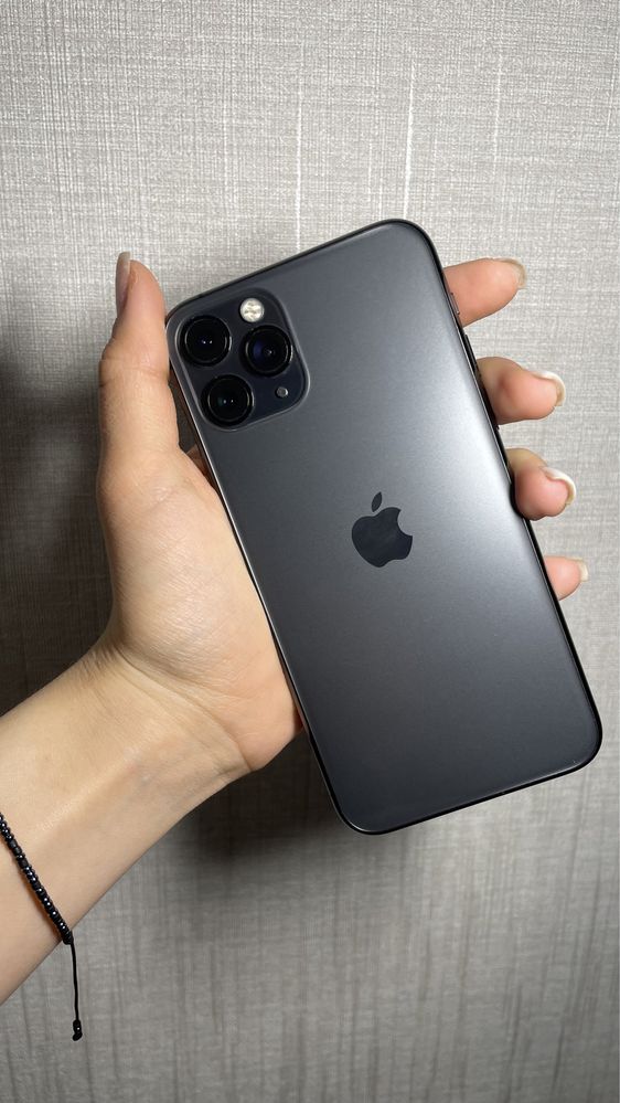 Продам Iphone 11 pro