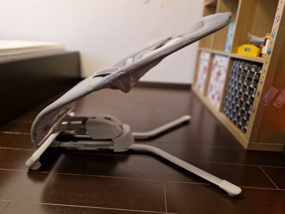 Balansoar electronic pentru bebelusi Chicco RhythmNSound