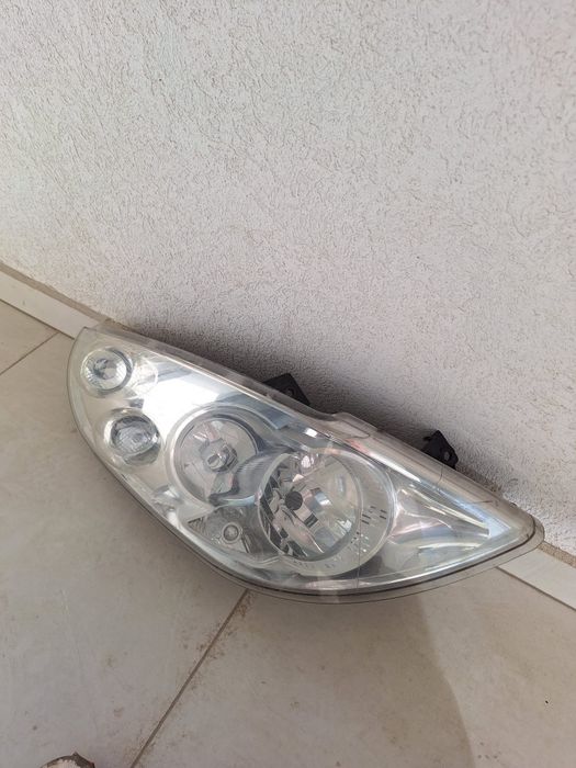 Faruri Renault Master 3