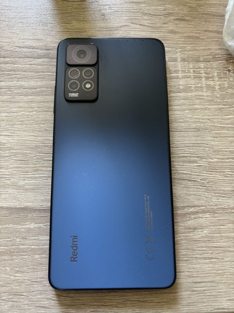 Продавам Xiaomi Redmi Note 11 Pro – перфектно състояние + подаръци