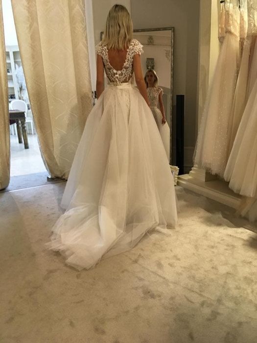 Rochie de mireasa Natalia Vasilev cu trena detasabila