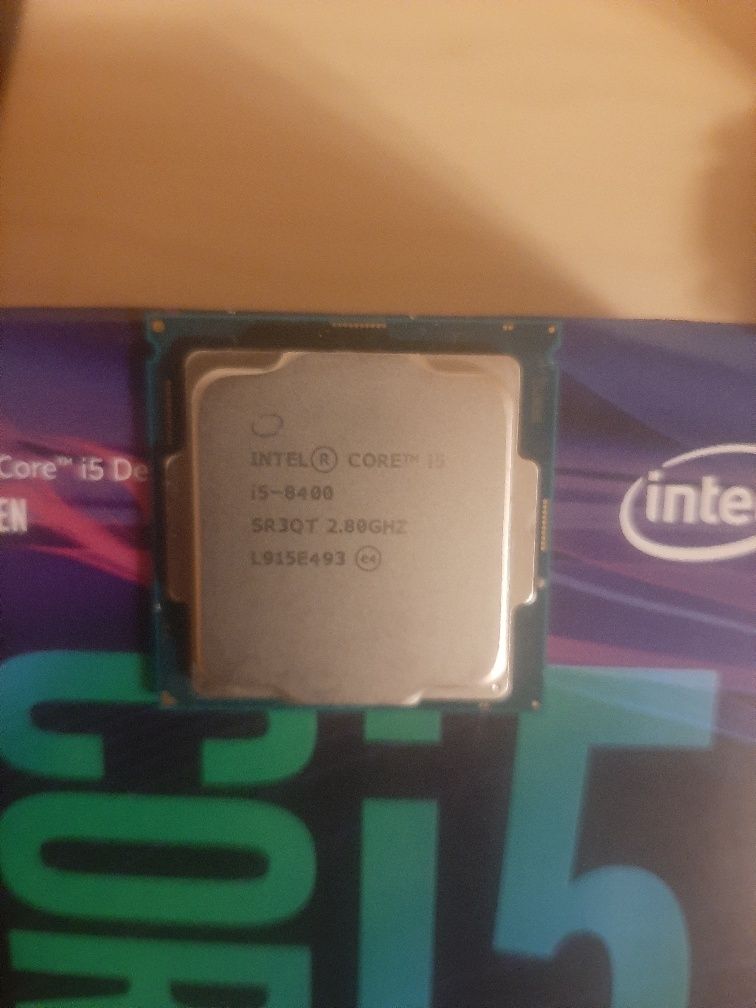 Procesor intel i5 8400 socket 1151 v2
