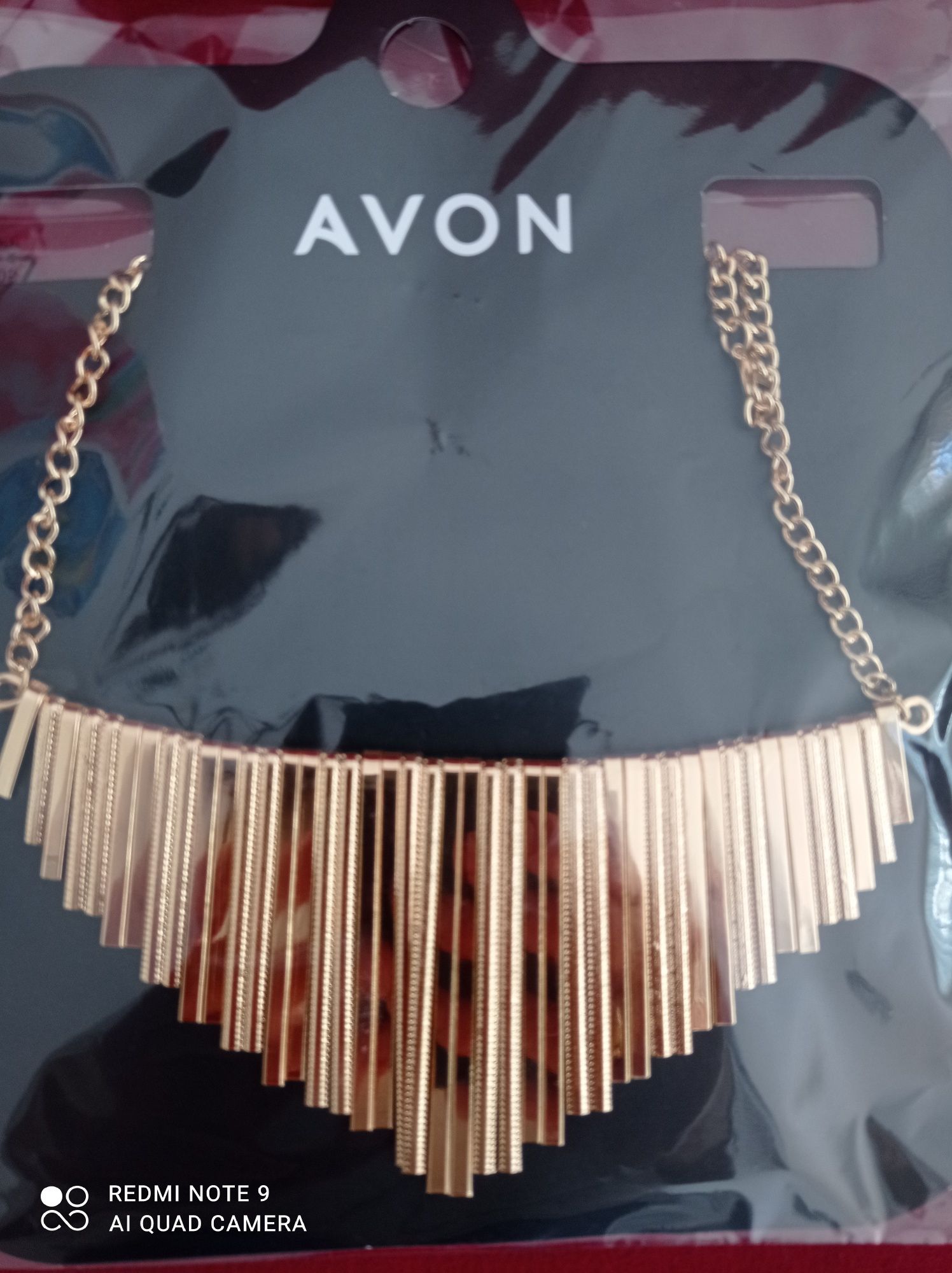 Колие от Avon ново