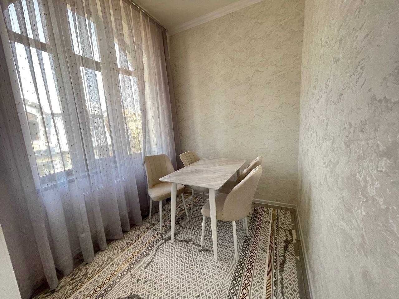 3х комнатная квартира на 5 этаже 83кв/м, в Самарканде
